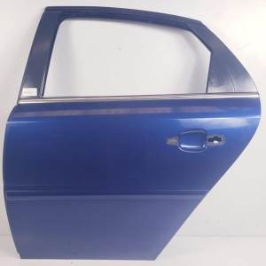 PUERTA TRASERA IZQUIERDA OPEL VECTRA C BERLINA Autodesguaces Alicante