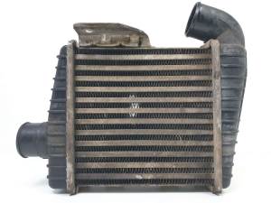 INTERCOOLER 2827027010 HYUNDAI ELANTRA (XD) Autodesguaces Alicante
