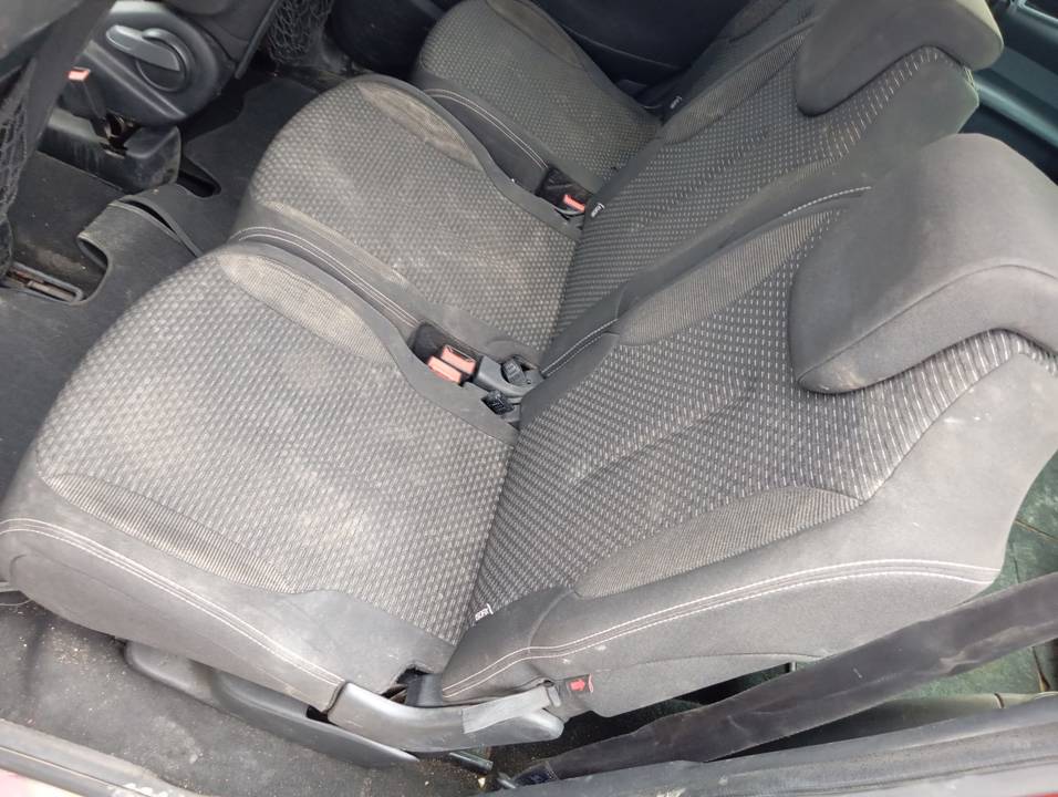 ASIENTOS TRASERO IZQUIERDO