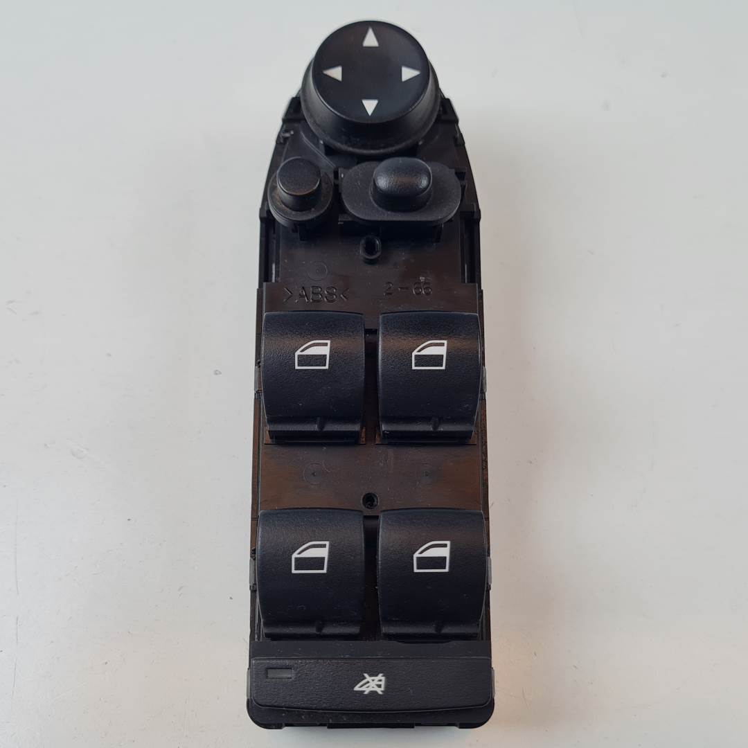 MANDO ELEVALUNAS DELANTERO IZQUIERDO - 921604902 - BMW - X1 (E84)