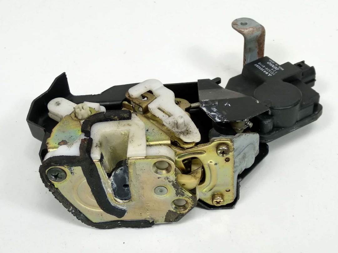 CERRADURA PUERTA TRASERA IZQUIERDA - MR349287 - MITSUBISHI - MONTERO (V60/V70)