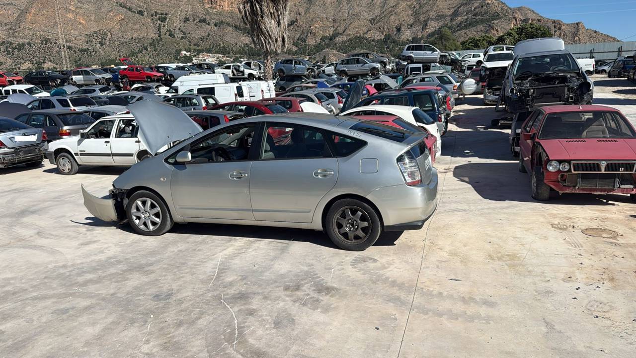 Imagen del vehículo TOYOTA PRIUS (NHW20)