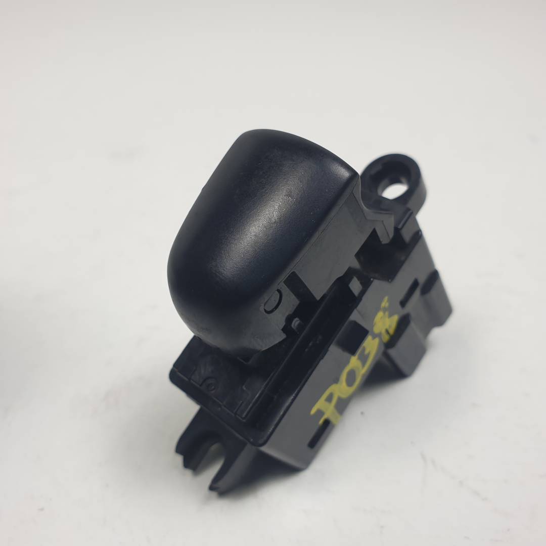 MANDO ELEVALUNAS TRASERO DERECHO - 254111KL5A - NISSAN - JUKE (F15)
