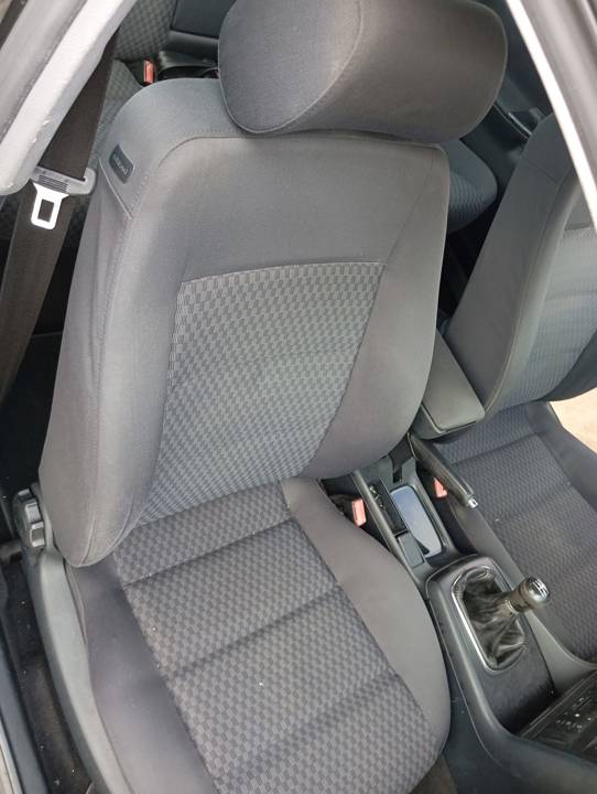 ASIENTO DELANTERO DERECHO