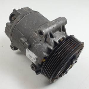 COMPRESOR AIRE ACONDICIONADO 8200457418 RENAULT MEGANE II FAMILIAR Autodesguaces Alicante