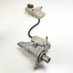 BOMBA FRENO 460910006R RENAULT SCENIC III (JZ) Autodesguaces Alicante