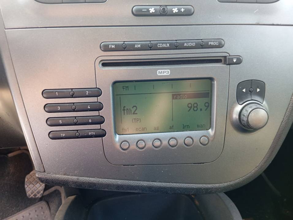 SISTEMA AUDIO / RADIO CD