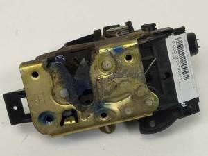 CERRADURA PUERTA TRASERA IZQUIERDA 2S4AA26413BB FORD MONDEO BERLINA (GE) Autodesguaces Alicante