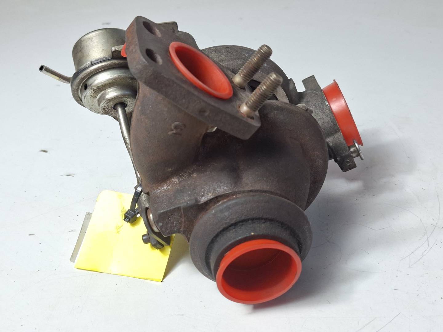 Foto 3 de Turbocompresor Citroen C4 Berlina (2004–2010)