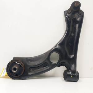 BRAZO SUSPENSION INFERIOR DELANTERO IZQUIERDO CHEVROLET AVEO BERLINA HATCHBACK Autodesguaces Alicante