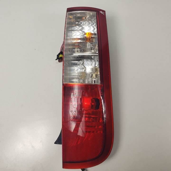 PILOTO TRASERO DERECHO - 18770300R - TATA - INDIGO SW