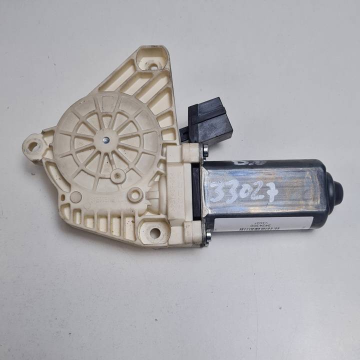 MOTOR ELEVALUNAS DELANTERO DERECHO 997457101 MERCEDES CLASE S (W221) BERLINA Autodesguaces Alicante