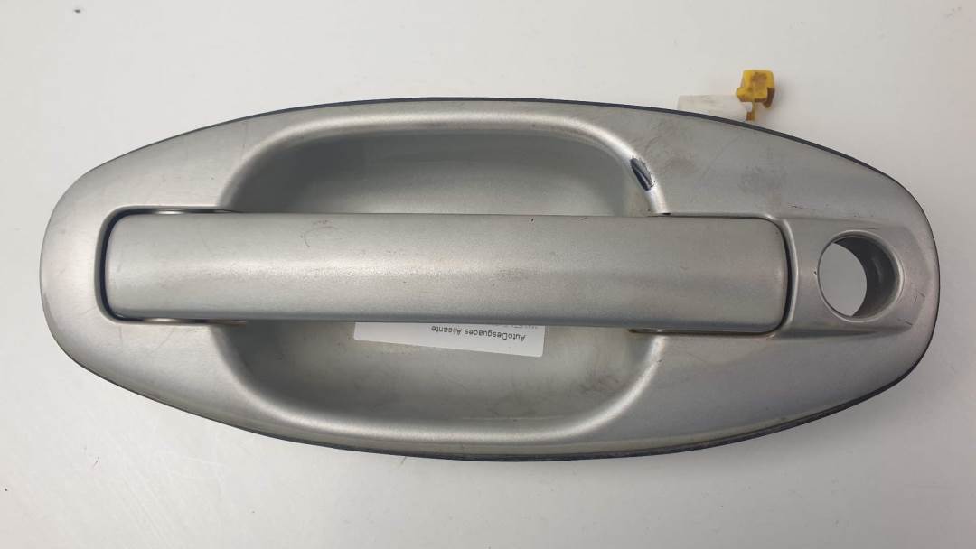 MANETA EXTERIOR DELANTERA IZQUIERDA - 8265026000 - HYUNDAI - SANTA FE (SM)