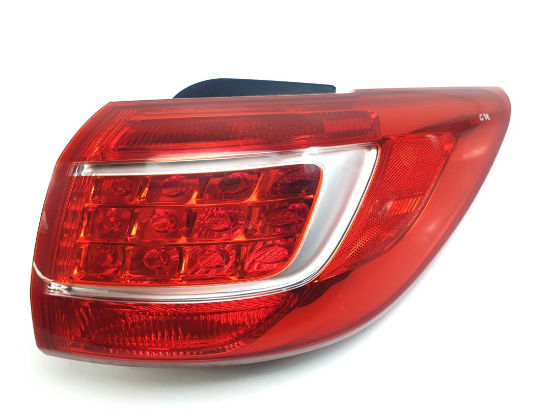 PILOTO TRASERO DERECHO - R924023W0 - KIA - SPORTAGE (SL)