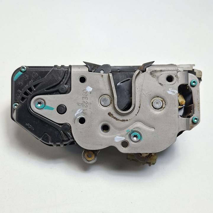 CERRADURA PUERTA DELANTERA IZQUIERDA 13503149 CHEVROLET CRUZE Autodesguaces Alicante