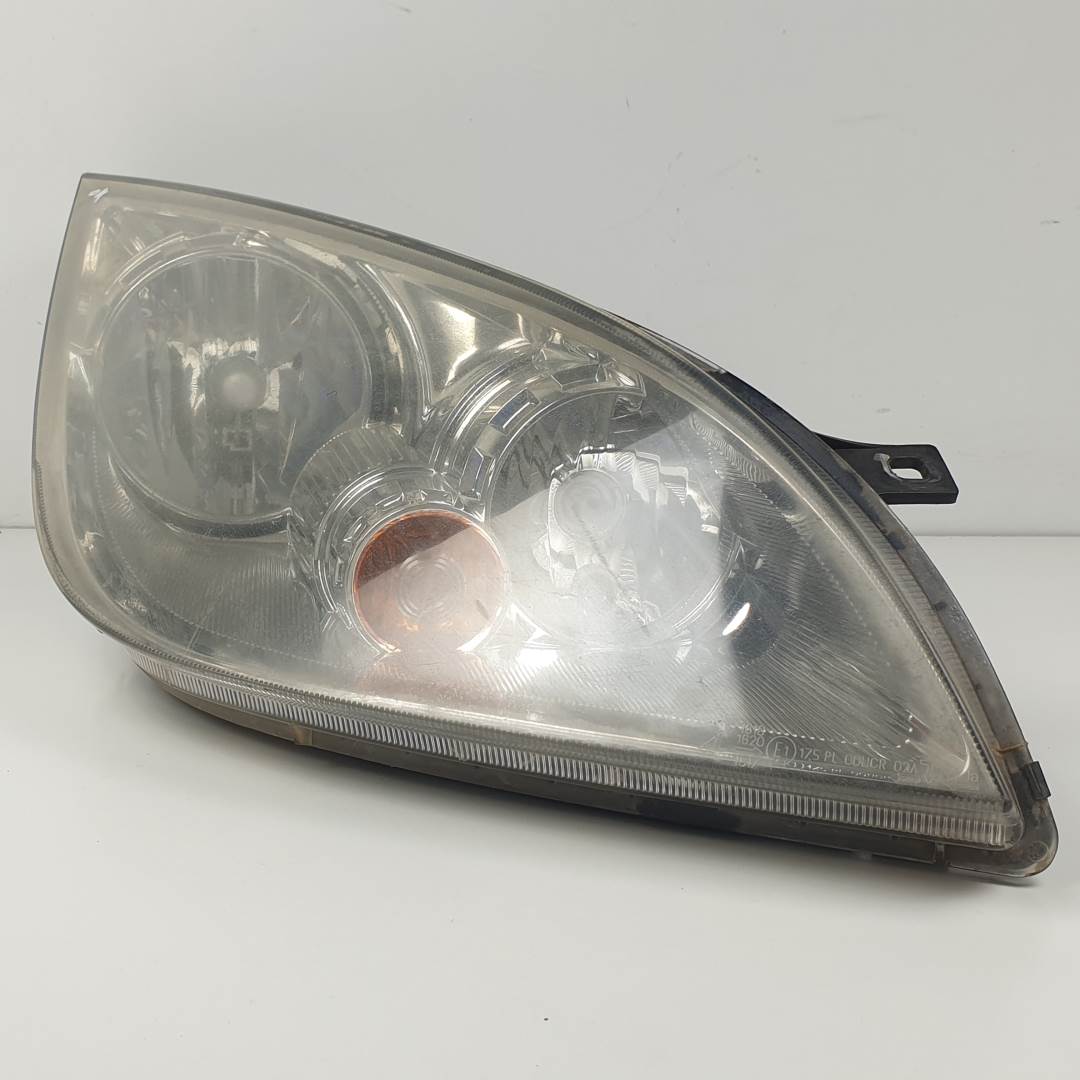 FARO DERECHO - MR957354 - MITSUBISHI - COLT BERLINA 5 (Z30A)