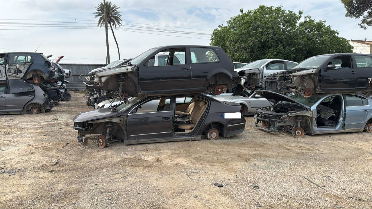Imagen del vehículo VOLKSWAGEN GOLF IV BERLINA (1J1)