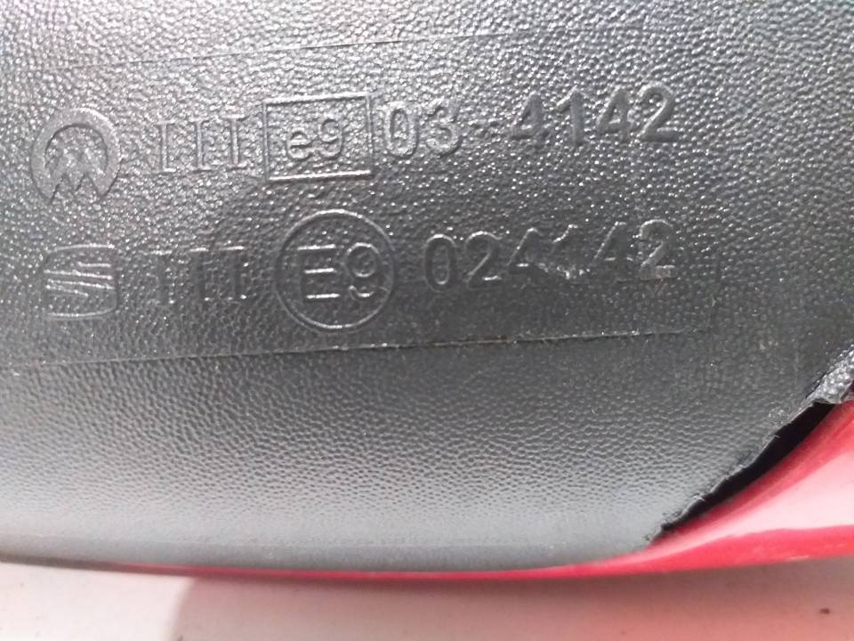 RETROVISOR DERECHO