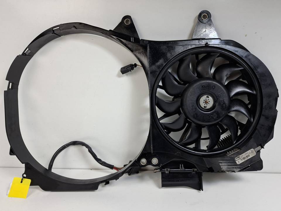 ELECTROVENTILADOR 8E0121205T AUDI A4 BERLINA (8E) Autodesguaces Alicante