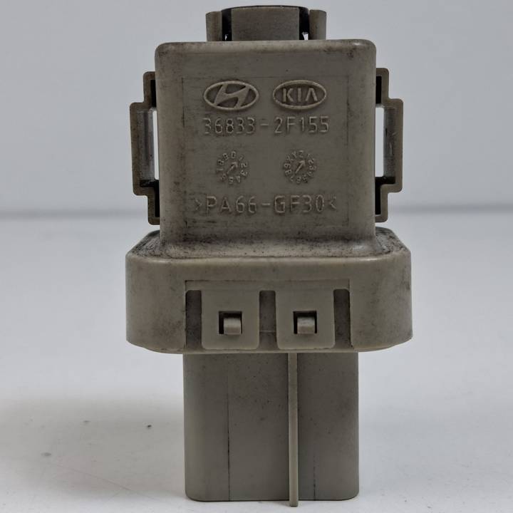 CAJA PRECALENTAMIENTO 368332F155 KIA SORENTO Autodesguaces Alicante