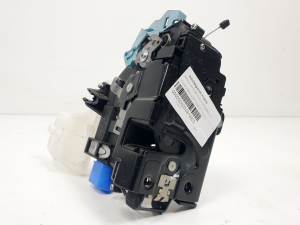 CERRADURA PUERTA DELANTERA DERECHA 3D2837016AB VOLKSWAGEN CADDY KA/KB (2C) Autodesguaces Alicante