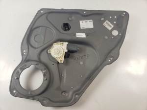 ELEVALUNAS TRASERO DERECHO A1697301679 MERCEDES CLASE B (W245) Autodesguaces Alicante