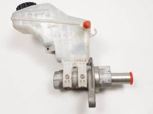BOMBA FRENO 204Y21766 OPEL CORSA D Autodesguaces Alicante