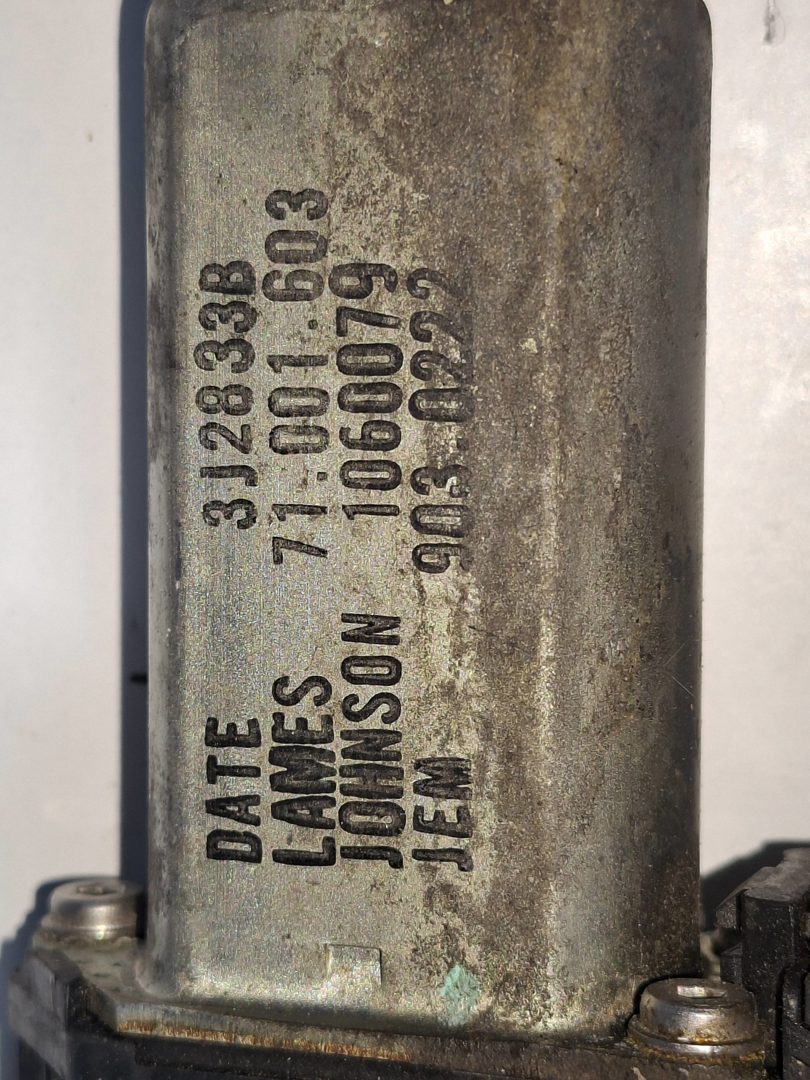 Foto 2 de Motor Elevalunas Trasero Derecho BMW Serie 1 Berlina (e81/e87) (2004–2012)