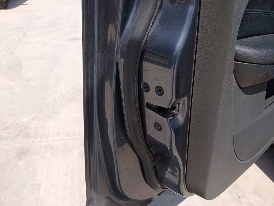 CERRADURA PUERTA DELANTERA IZQUIERDA
