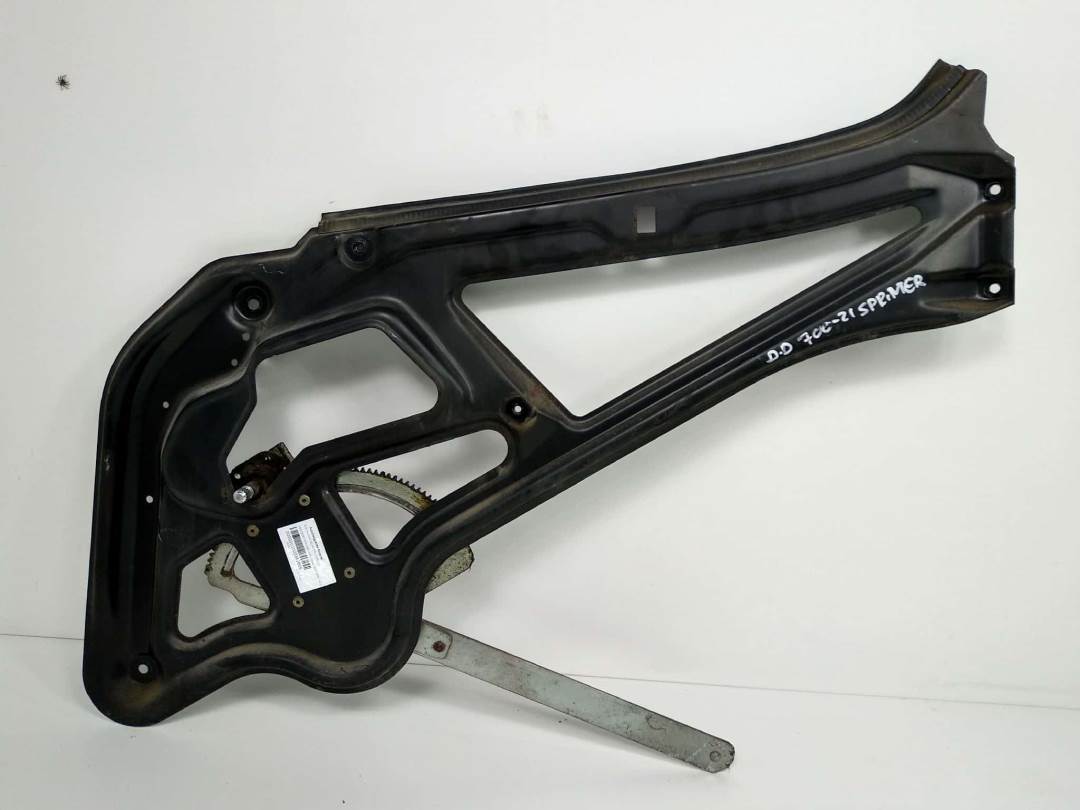 ELEVALUNAS DELANTERO DERECHO - MERCEDES - SPRINTER (W901,W904) CAJA CERR.