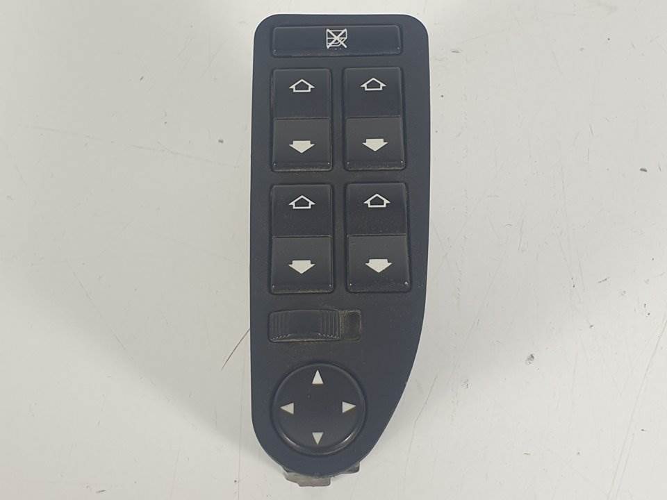 MANDO ELEVALUNAS DELANTERO IZQUIERDO - 8368966 - BMW - SERIE 5 BERLINA (E39)
