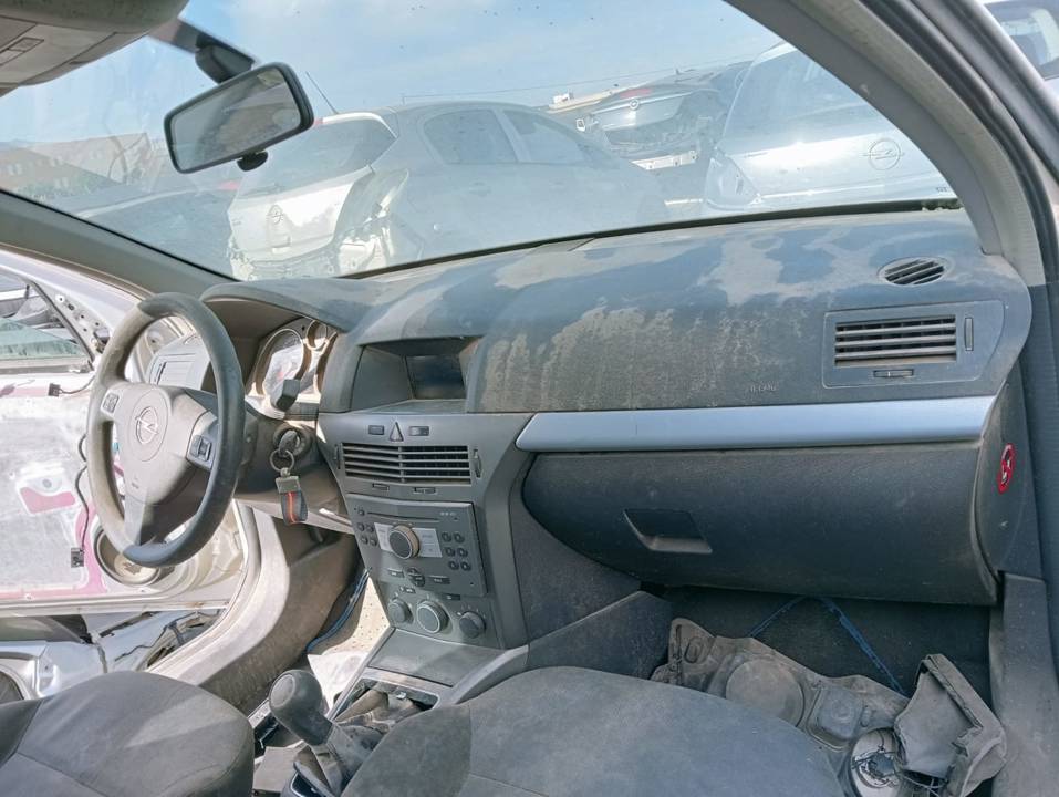 SISTEMA AUDIO / RADIO CD