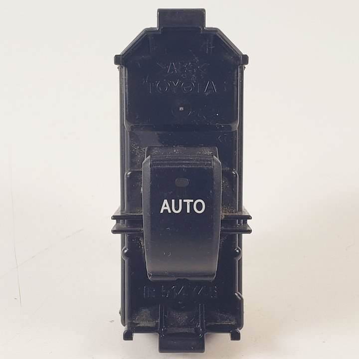 MANDO ELEVALUNAS TRASERO IZQUIERDO - 8403060023 - TOYOTA - LAND CRUISER (J12)