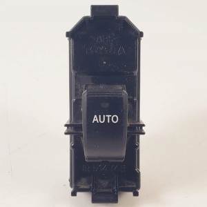 MANDO ELEVALUNAS TRASERO IZQUIERDO 8403060023 TOYOTA LAND CRUISER (J12) Autodesguaces Alicante