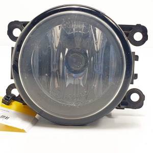 FARO ANTINIEBLA DERECHO 8200074008 RENAULT MEGANE III COUPE Autodesguaces Alicante