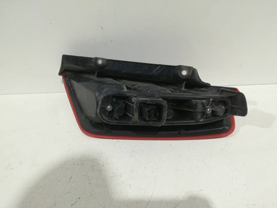 PILOTO TRASERO IZQUIERDO