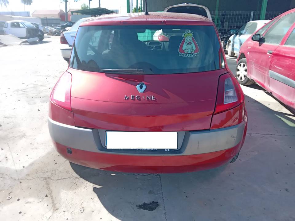 Imagen del vehículo RENAULT MEGANE II BERLINA 5P