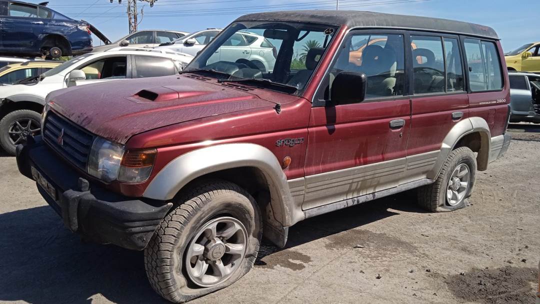 MITSUBISHI MONTERO (V20/V40) (1996 - 2000)