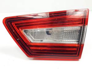 PILOTO TRASERO DERECHO INTERIOR 165505796R RENAULT CLIO IV Autodesguaces Alicante