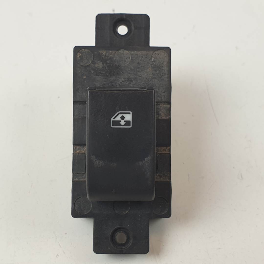 MANDO ELEVALUNAS DELANTERO DERECHO - 202005438 - CHEVROLET - CAPTIVA