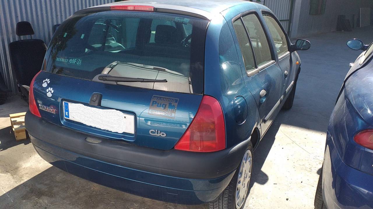 Imagen del vehículo RENAULT CLIO II FASE I (B/CBO)