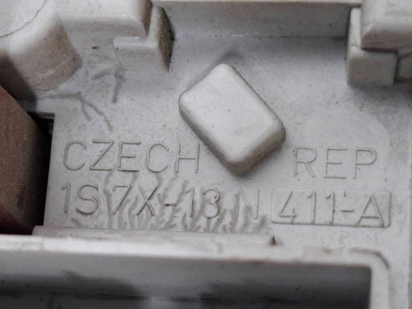 Foto 5 de Piloto Trasero Derecho Ford Mondeo Berlina (ge) (2000–2007)