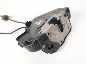 CERRADURA PUERTA TRASERA DERECHA 2197300235Q7 MERCEDES CLASE CLS (W219) Autodesguaces Alicante