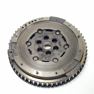 VOLANTE MOTOR 123103126R RENAULT CAPTUR II Autodesguaces Alicante