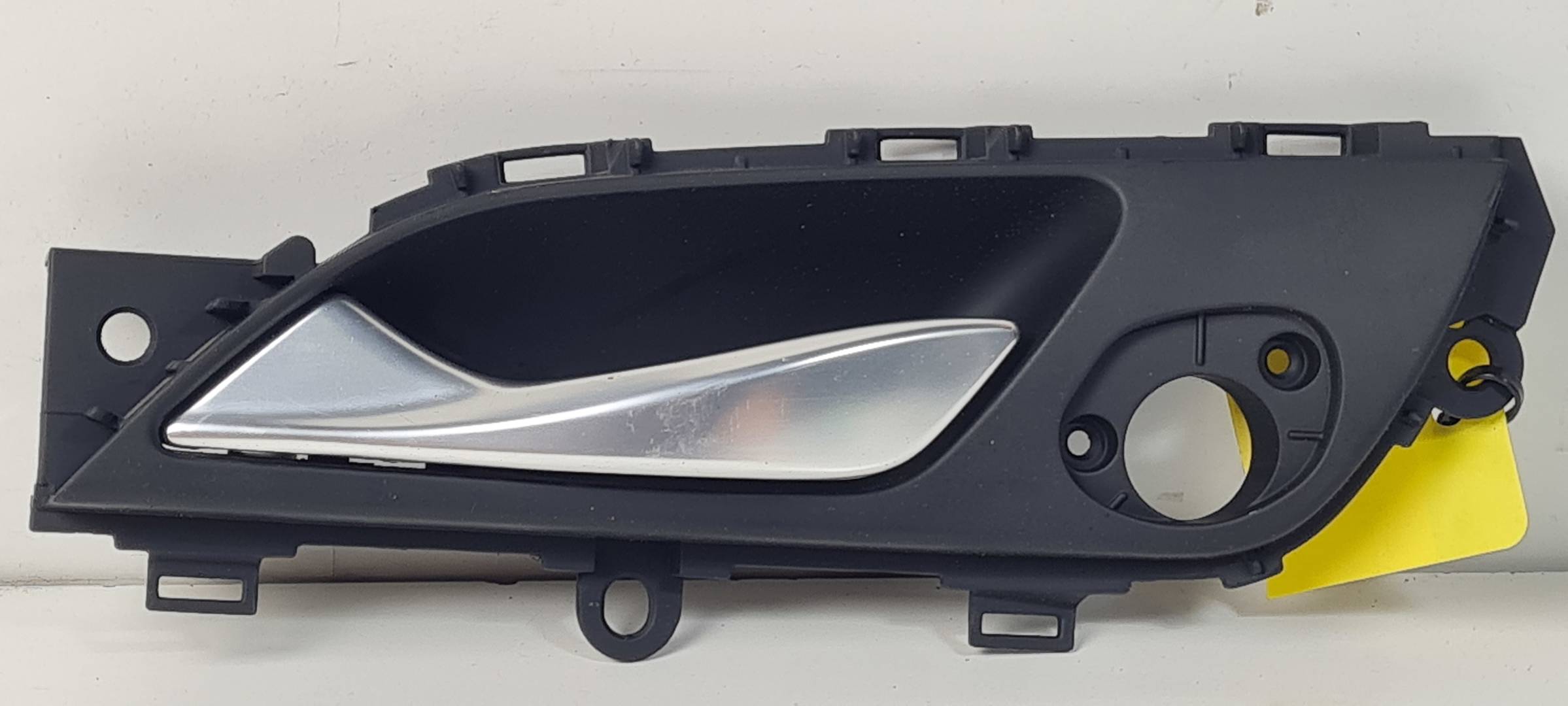 MANETA INTERIOR DELANTERA IZQUIERDA - 2511172800 - HYUNDAI - I40
