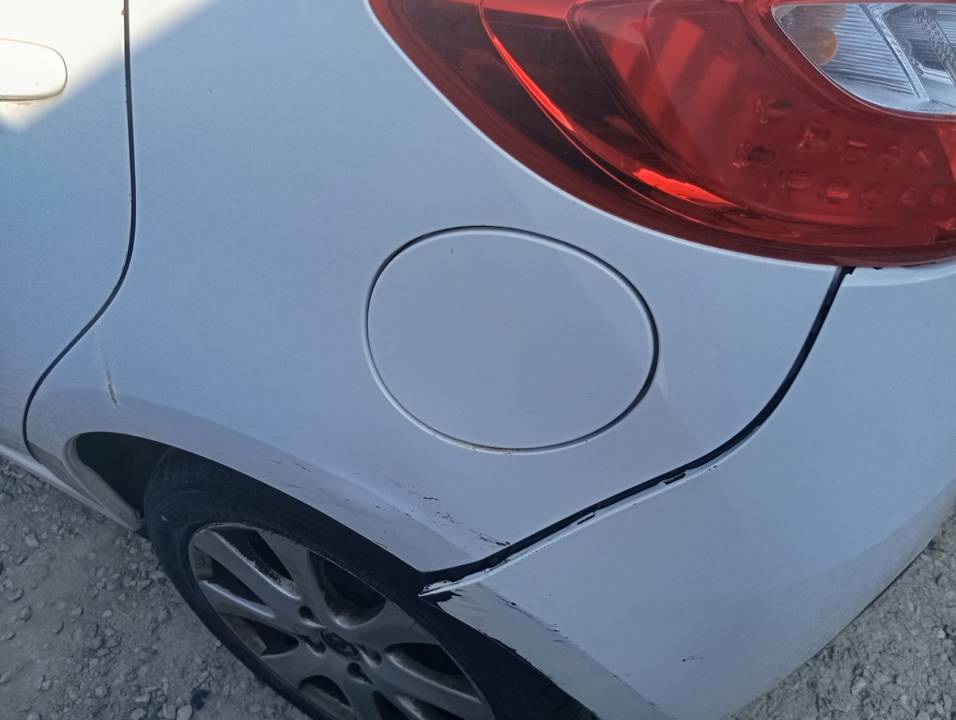 TAPA EXTERIOR COMBUSTIBLE
