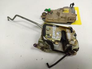CERRADURA PUERTA DELANTERA DERECHA OPEL FRONTERA A Autodesguaces Alicante
