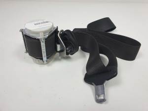 CINTURON SEGURIDAD DELANTERO DERECHO 13305706 OPEL MERIVA B Autodesguaces Alicante