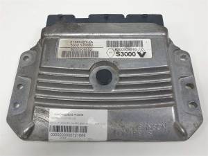 CENTRALITA MOTOR UCE 215854122A RENAULT MEGANE II CLASSIC BERLINA Autodesguaces Alicante