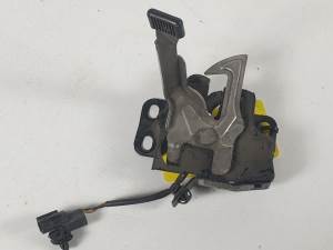 CERRADURA CAPOT HONDA CIVIC BERLINA 5 (FK) Autodesguaces Alicante